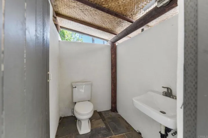 6082 Highland Avenue, Yorba Linda, California 92886