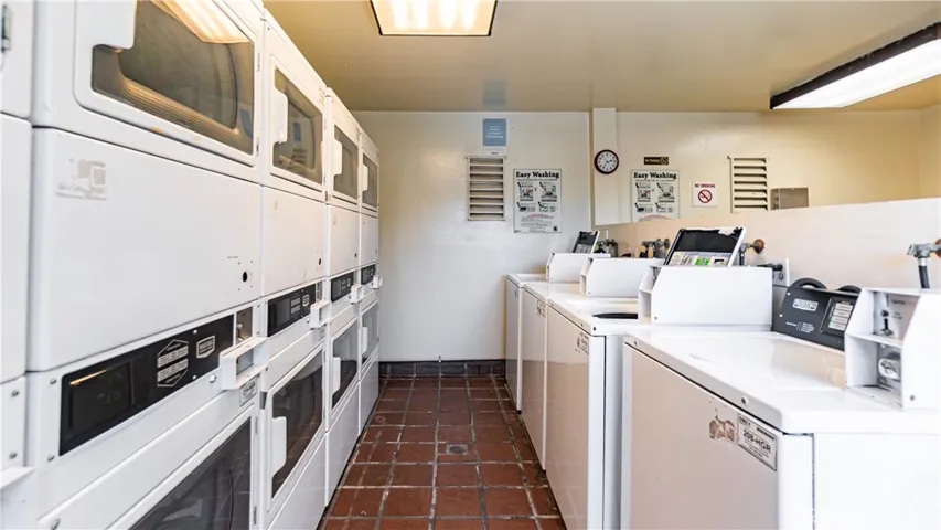 13722 Red Hill Avenue 84, Tustin, California 92780