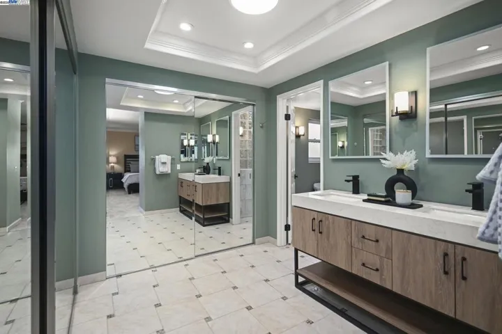 561 Santander Dr, San Ramon, California 94583