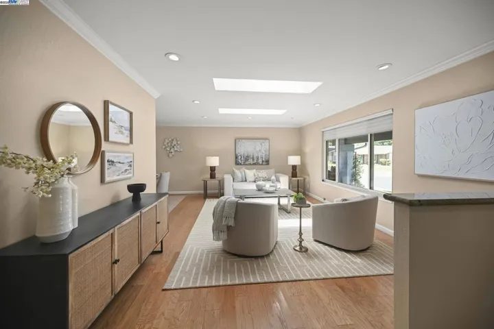 561 Santander Dr, San Ramon, California 94583