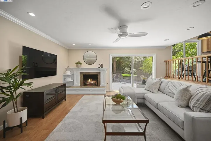 561 Santander Dr, San Ramon, California 94583