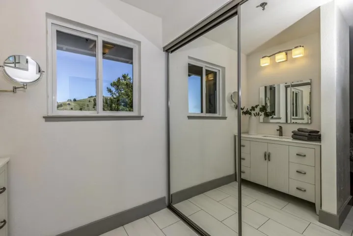991 Fassler Avenue, Pacifica, California 94044