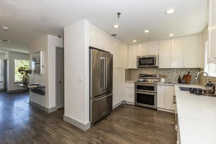 991 Fassler Avenue, Pacifica, California 94044