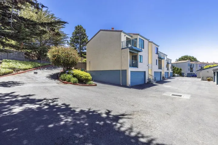 991 Fassler Avenue, Pacifica, California 94044