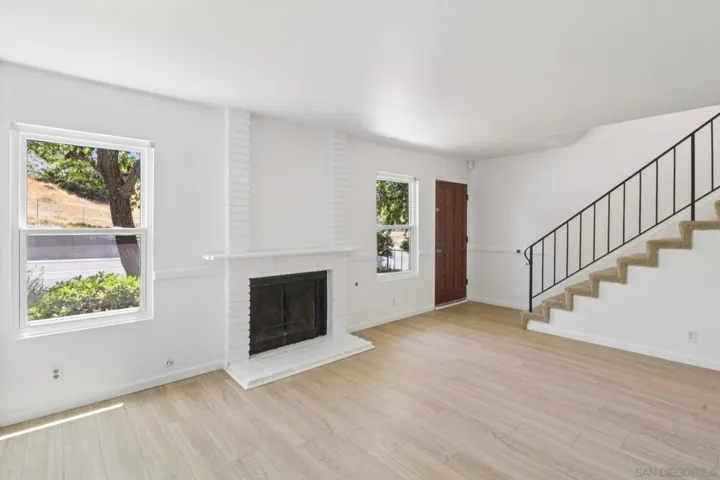5890 Reo Ter. C, San Diego, California 92139