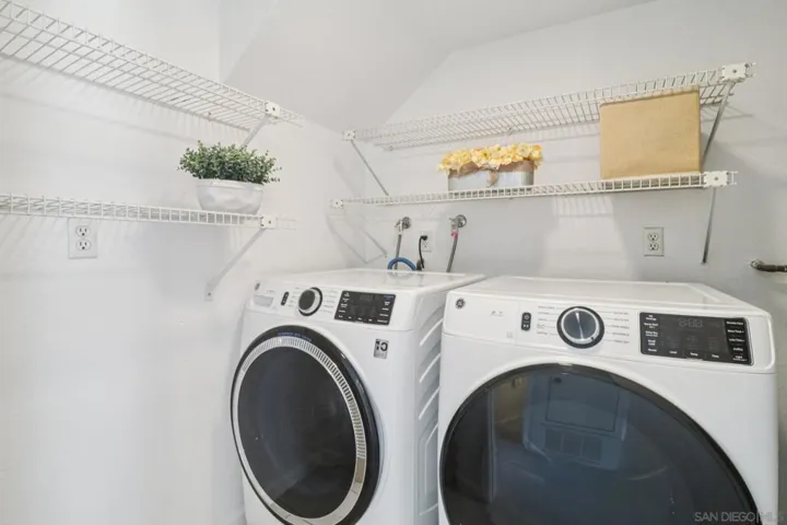 5890 Reo Ter. C, San Diego, California 92139