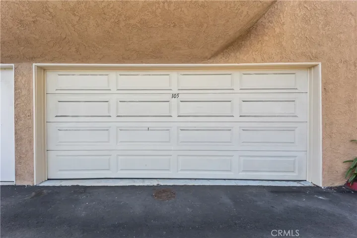 7912 Northlake Drive 105, Huntington Beach, California 92647
