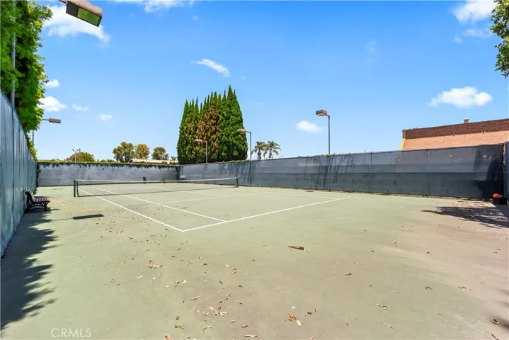 7912 Northlake Drive 105, Huntington Beach, California 92647