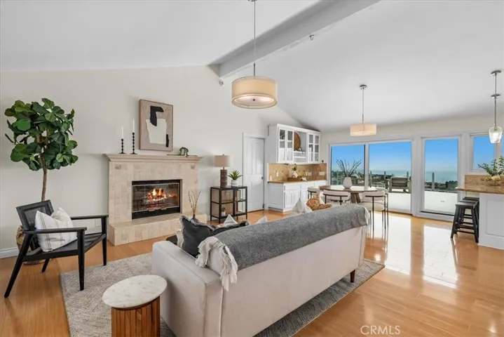 7241 Avenida Altisima, Rancho Palos Verdes, California 90275