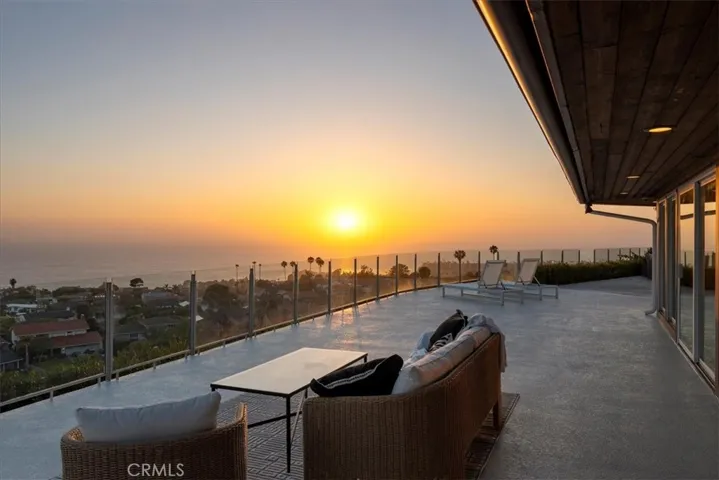 7241 Avenida Altisima, Rancho Palos Verdes, California 90275