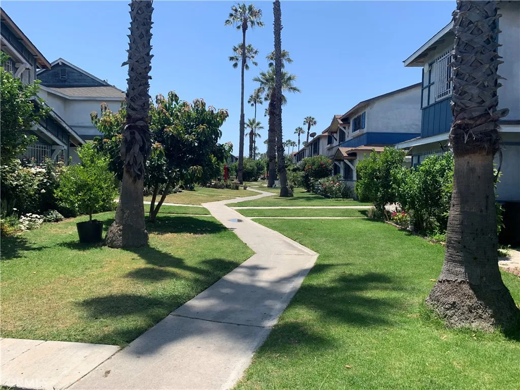 28 Paradise Valley North N, Carson, California 90745, 3 Bedrooms Bedrooms, ,2 BathroomsBathrooms,Residential,For Sale,Paradise Valley North,PW25138570