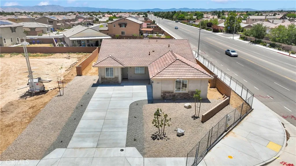 16111 Pablo Court, Victorville, California 92395 home-pic-31