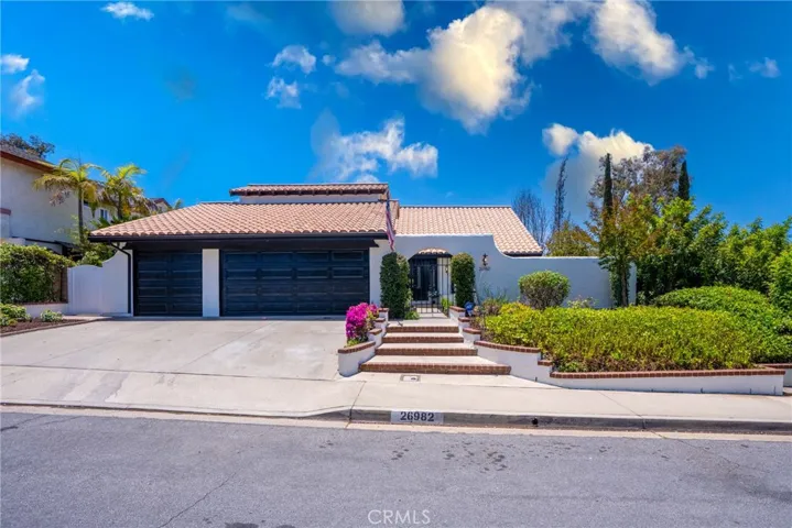 26982 Pueblonuevo Drive, Mission Viejo, California 92691