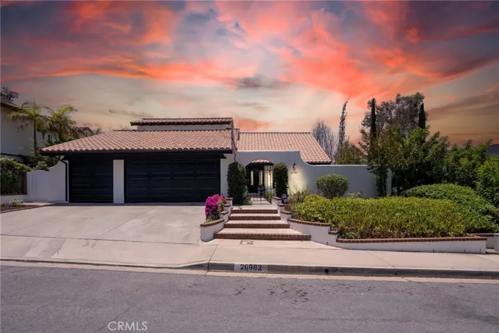 26982 Pueblonuevo Drive, Mission Viejo, California 92691