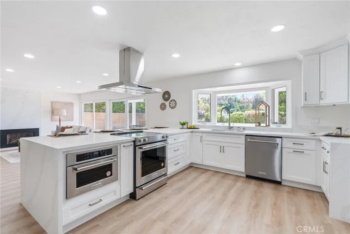 26982 Pueblonuevo Drive, Mission Viejo, California 92691