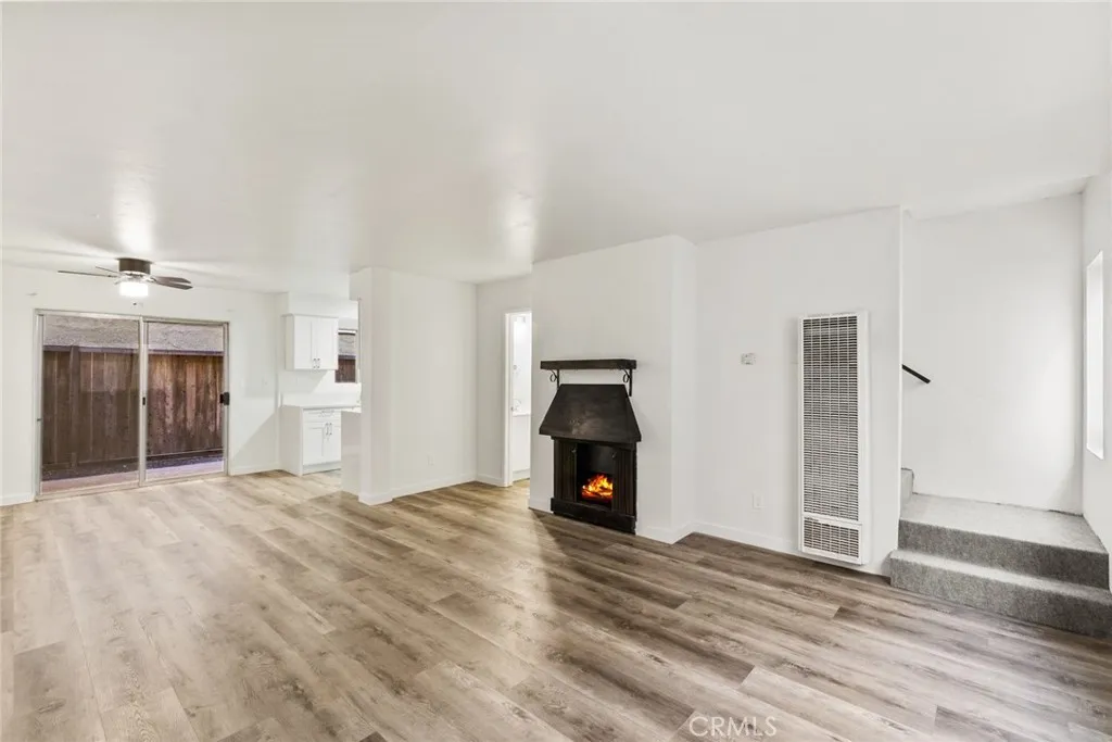 221 10th Street, Huntington Beach, California 92648 home-pic-11