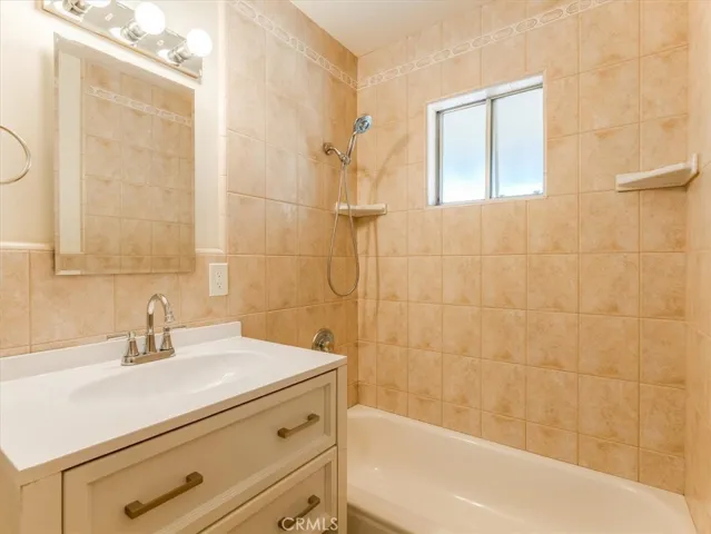 9617 Encina Avenue, Santa Margarita, California 93453