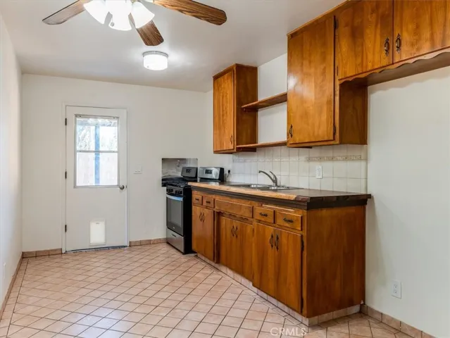 9617 Encina Avenue, Santa Margarita, California 93453