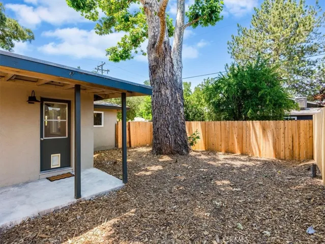 9617 Encina Avenue, Santa Margarita, California 93453