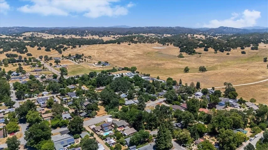9617 Encina Avenue, Santa Margarita, California 93453