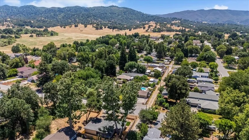9617 Encina Avenue, Santa Margarita, California 93453