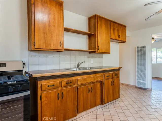 9617 Encina Avenue, Santa Margarita, California 93453