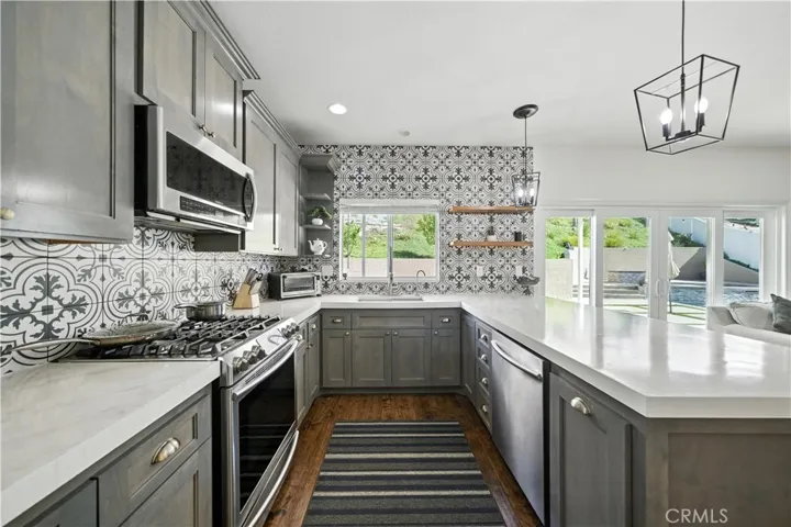 33175 Camino Maraca, Temecula, California 92592