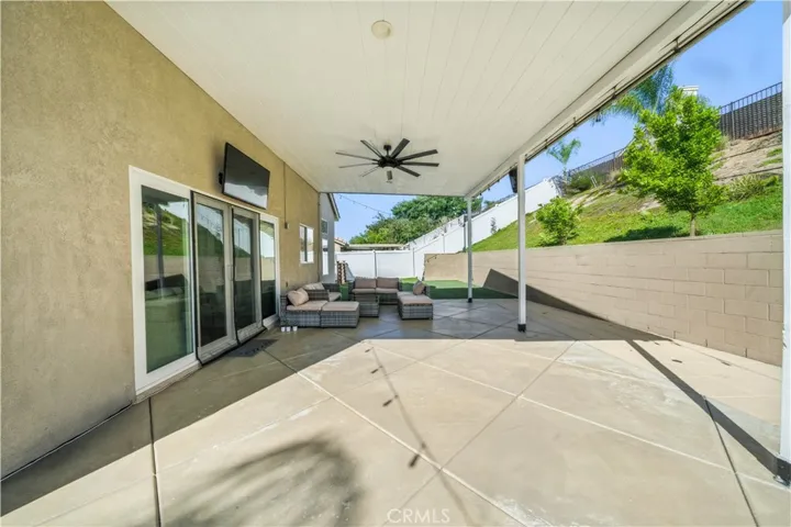 33175 Camino Maraca, Temecula, California 92592