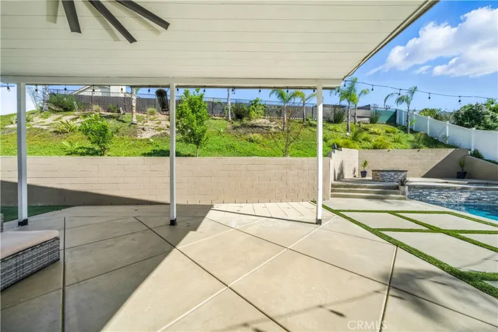 33175 Camino Maraca, Temecula, California 92592