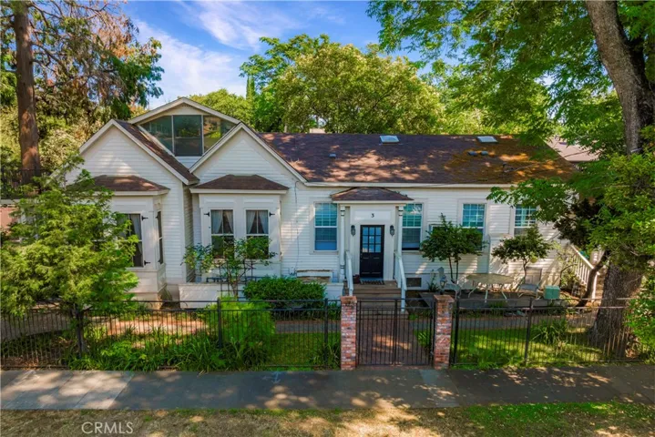 604 Salem Street, Chico, California 95928