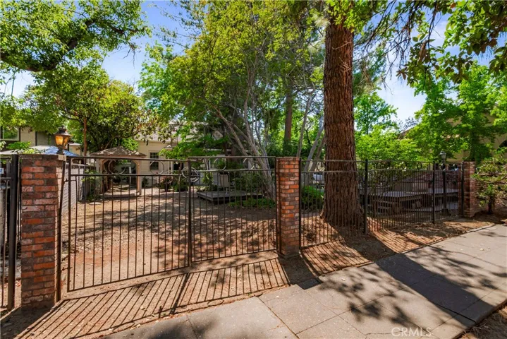 604 Salem Street, Chico, California 95928