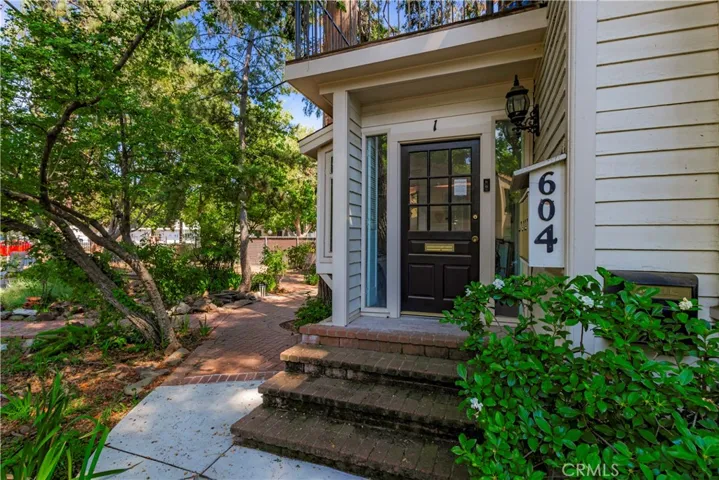 604 Salem Street, Chico, California 95928