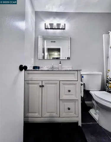 1093 Mohr Ln, Concord, California 94518