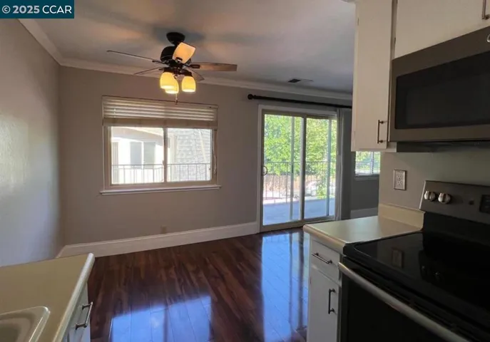 1093 Mohr Ln, Concord, California 94518