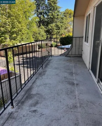 1093 Mohr Ln, Concord, California 94518