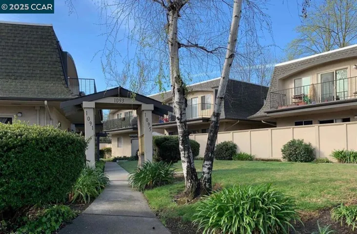 1093 Mohr Ln, Concord, California 94518