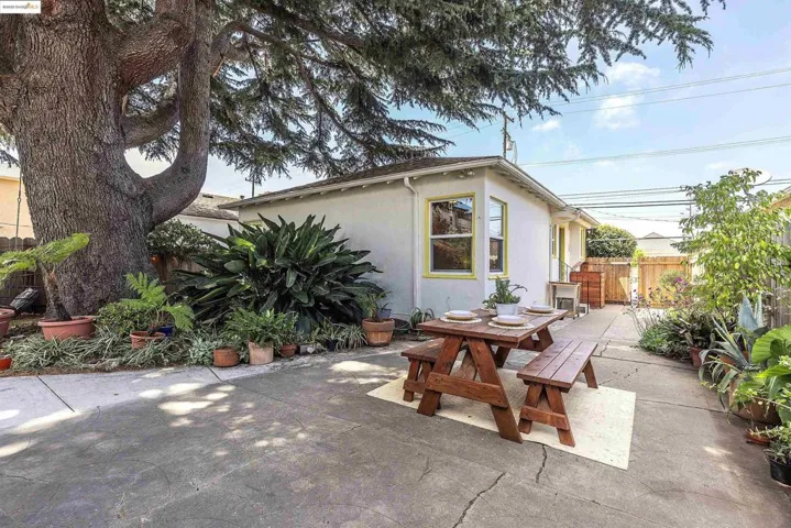 133 Harlan St, San Leandro, California 94577