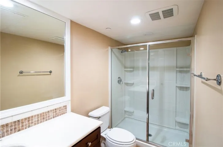 1750 Grand Avenue 7, Long Beach, California 90804