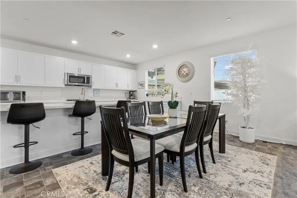 26719 Evergreen, Menifee, California 92584 home-pic-17