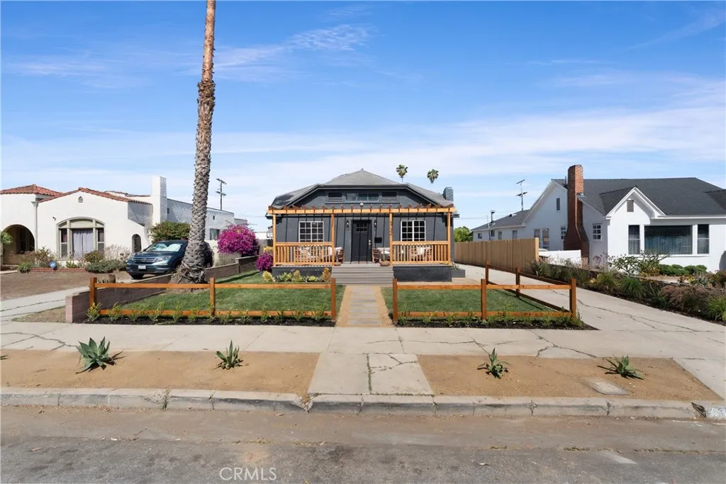 5732 Hillcrest Drive, Los Angeles, California 90043 home-pic-53