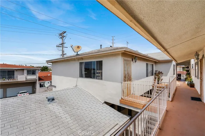 1900 Vanderbilt Lane, Redondo Beach, California 90278