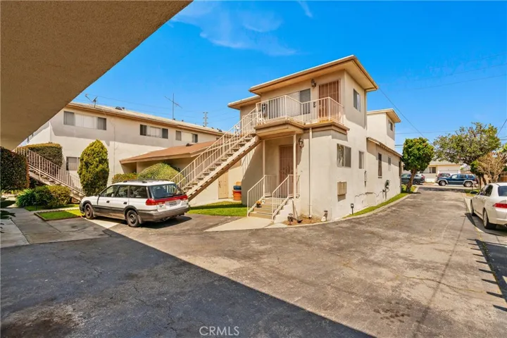 1900 Vanderbilt Lane, Redondo Beach, California 90278