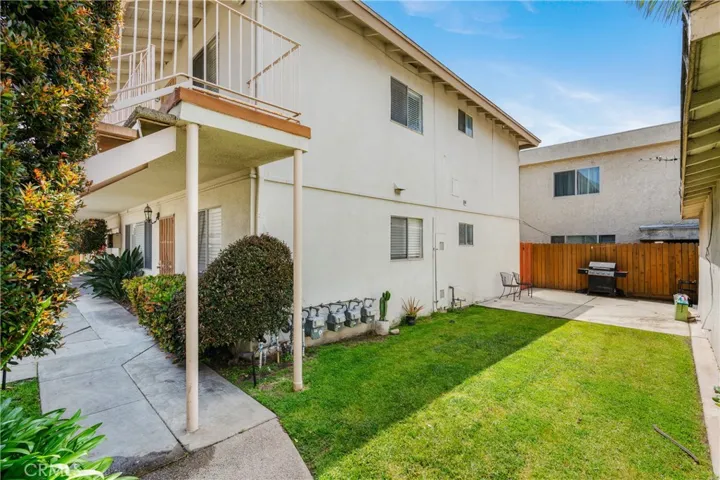 1900 Vanderbilt Lane, Redondo Beach, California 90278