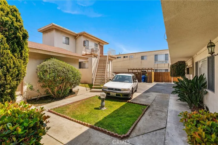 1900 Vanderbilt Lane, Redondo Beach, California 90278