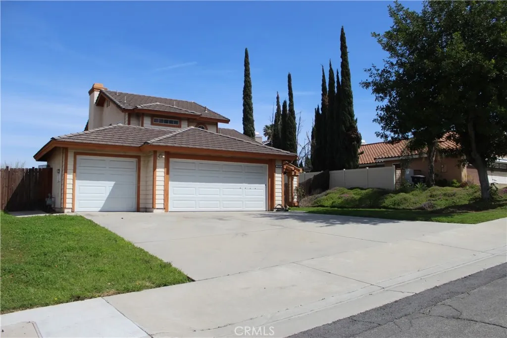 3539 Castaic Street, Riverside, California 92501 home-pic-0
