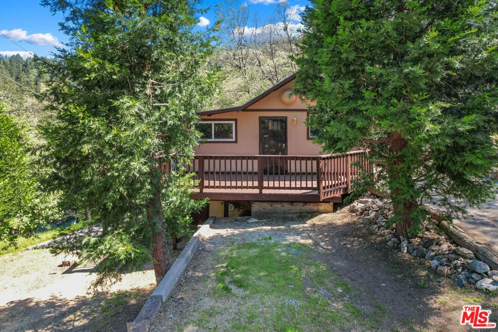 22321 Forest Drive, Cedarpines Park, California 92322 home-pic-47