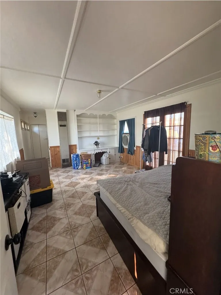 Dining room/Family room.