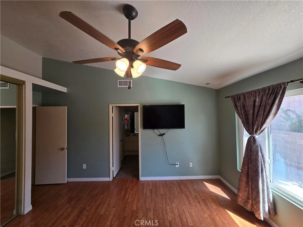23614 Tonada Lane, Moreno Valley, California 92557 home-pic-11