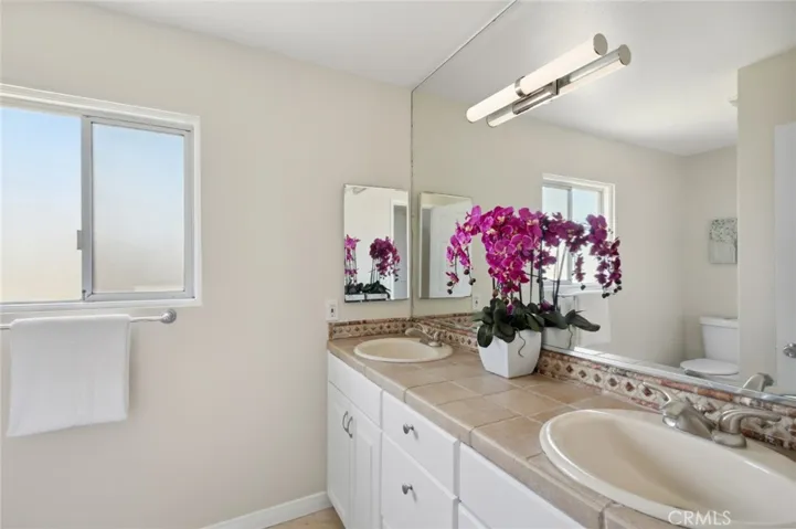 18643 Las Flores Street, Fountain Valley, California 92708