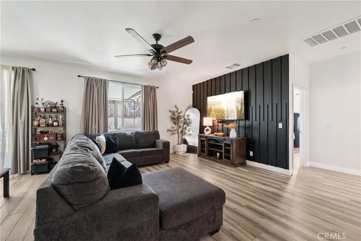 13416 Maxwell Court, Victorville, California 92395